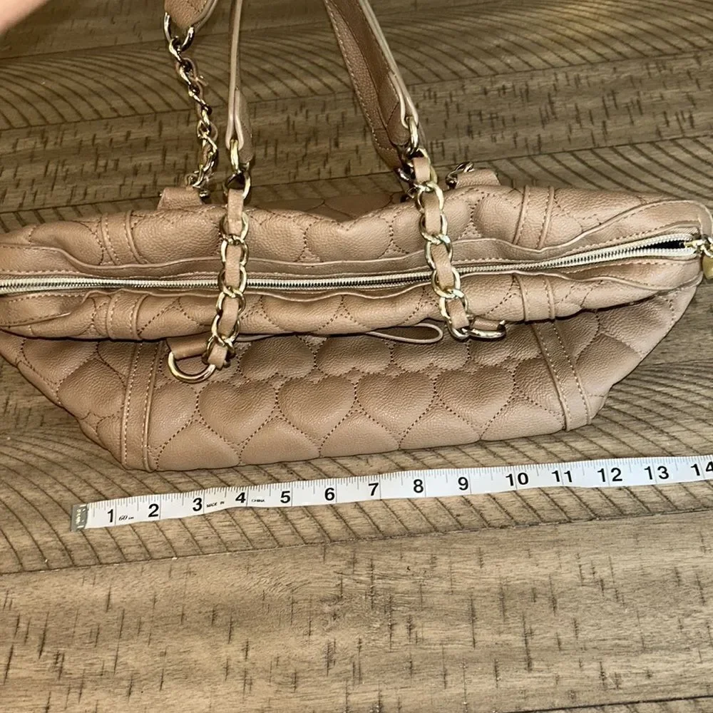 Vegan 🌱 Heart ❤️ Quilt & Bowtie Bag Summer neutral Sand colored Gold Detail✈️